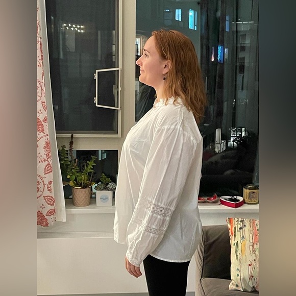 SOLD - White Lace Blouse - Picture 2 of 9